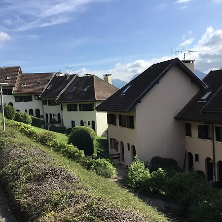 Avec Vue Apartment Talloires